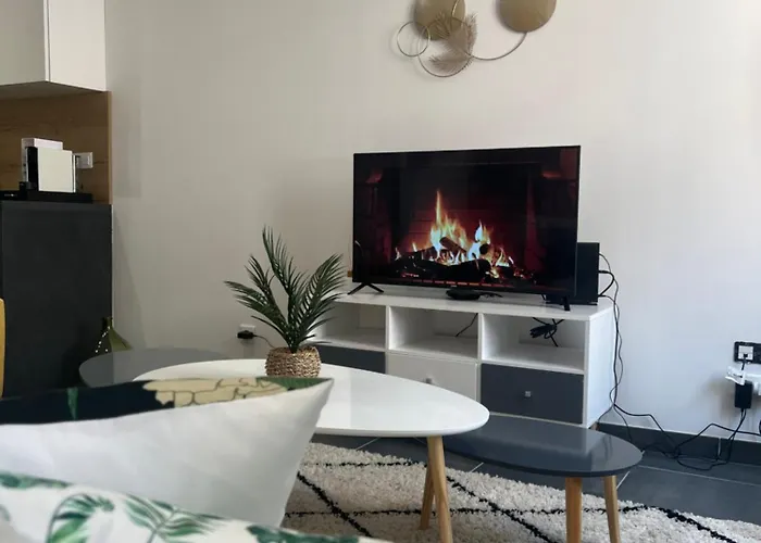 Le Cosy *