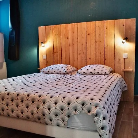 Le Cosy *